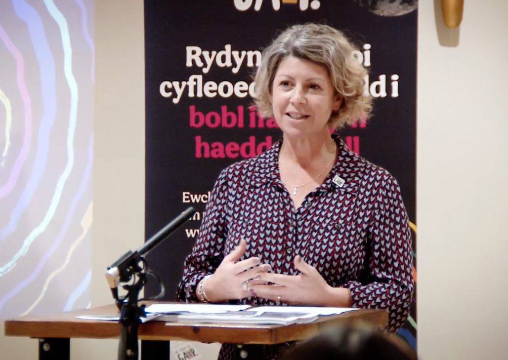 Featured Video Thumbnail